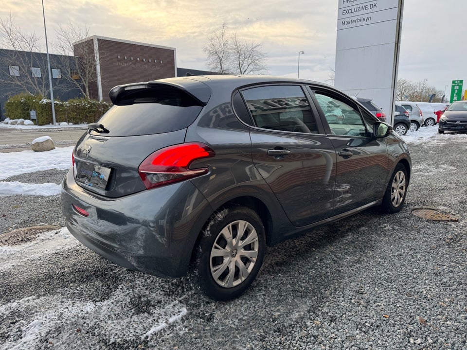 Peugeot 208 1,6 BlueHDi 100 Allure Sky 5d