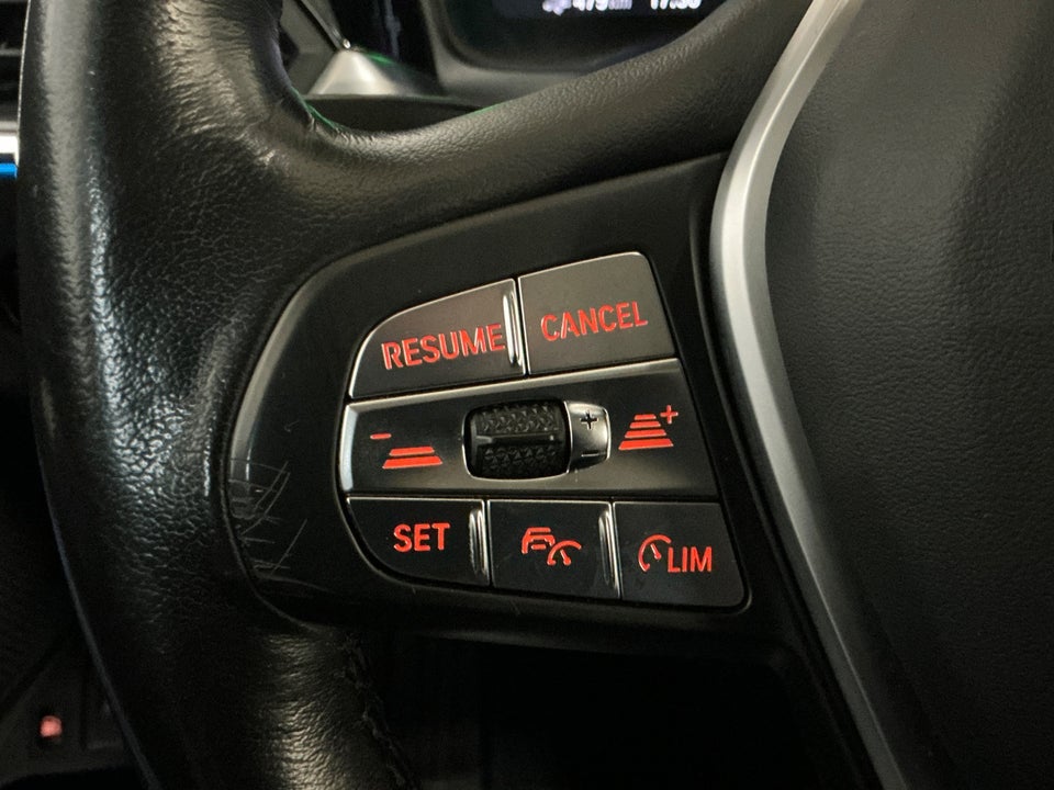 BMW 330e 2,0 Touring Sport Line aut. 5d