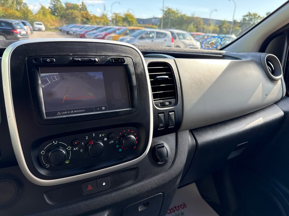 Renault Trafic T29 1,6 dCi 125 L2H1