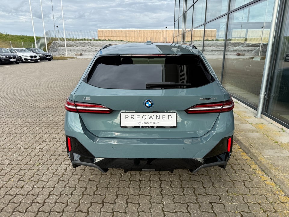 BMW i5 eDrive40 Touring Fully Charged 5d