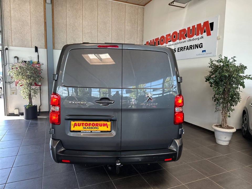 Peugeot Expert 2,0 BlueHDi 122 L3 Premium EAT8 Van