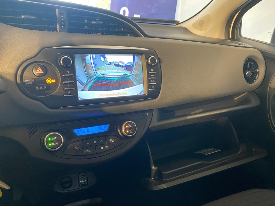Toyota Yaris 1,5 Hybrid H2 e-CVT 5d
