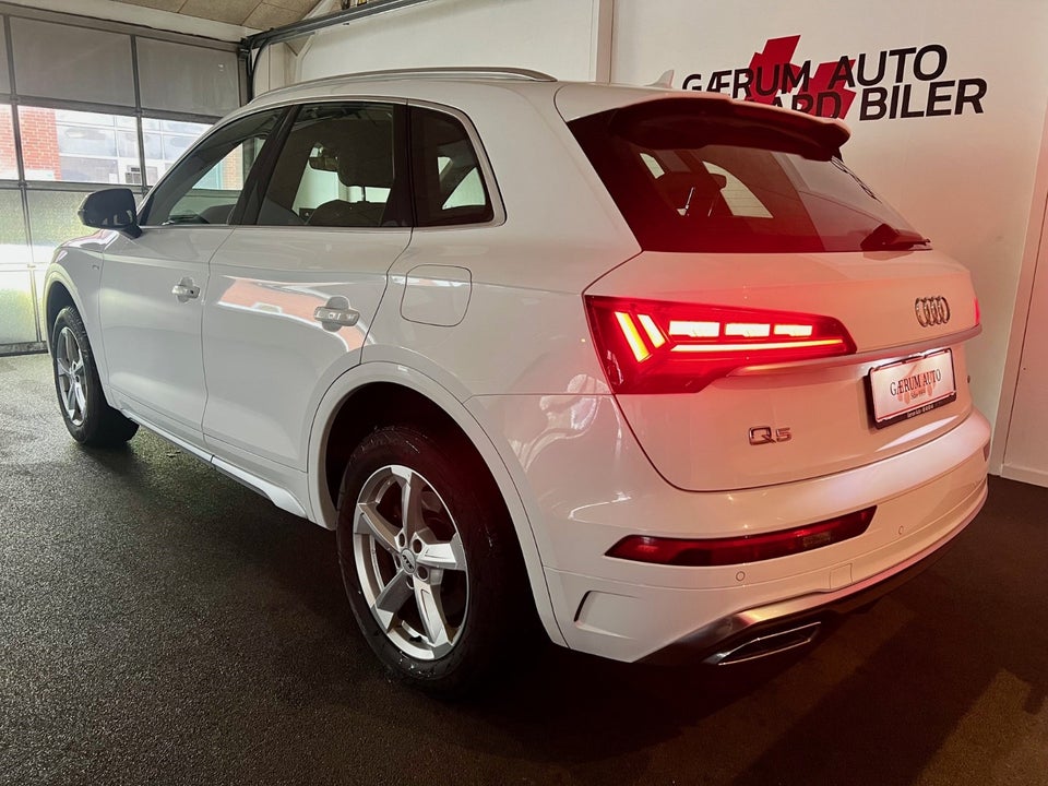Audi Q5 50 TFSi e S-line quattro S-tr. 5d