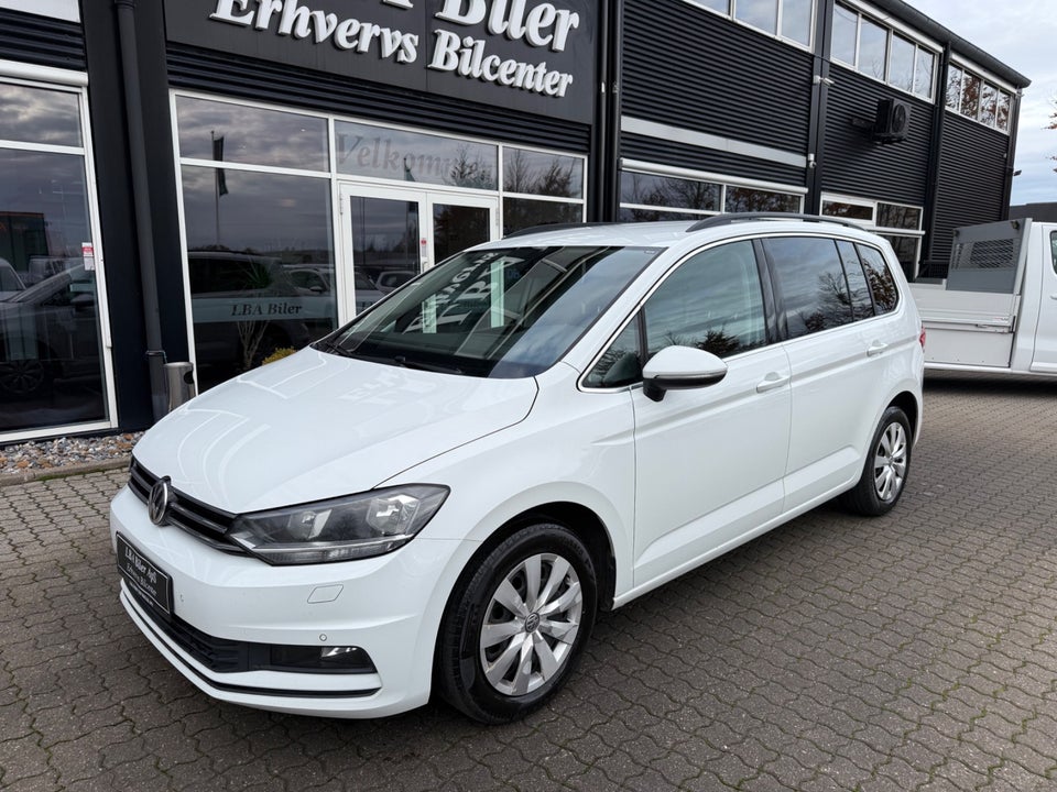 VW Touran 2,0 TDi 115 Comfortline DSG Van 5d