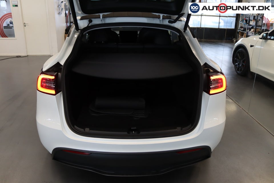 Tesla Model Y Performance AWD 5d