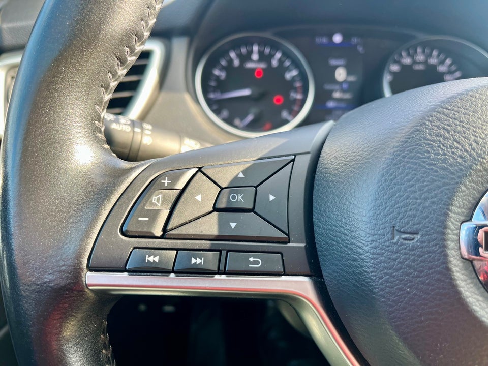 Nissan Qashqai 1,3 Dig-T 160 Tekna 5d