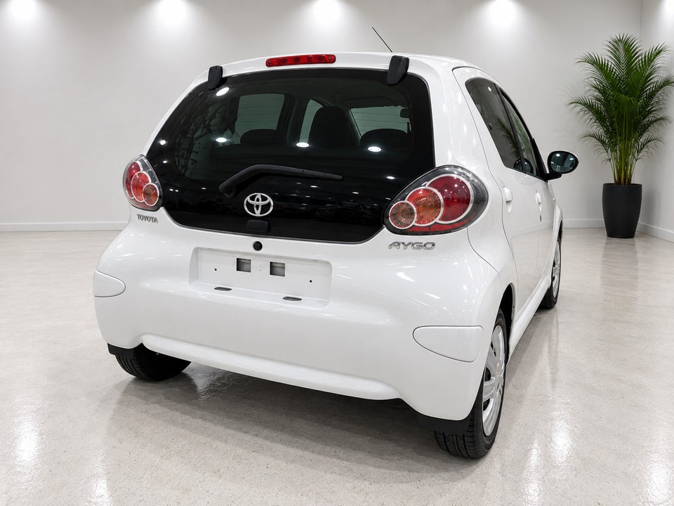 Toyota Aygo 1,0 VVT-i T1 5d