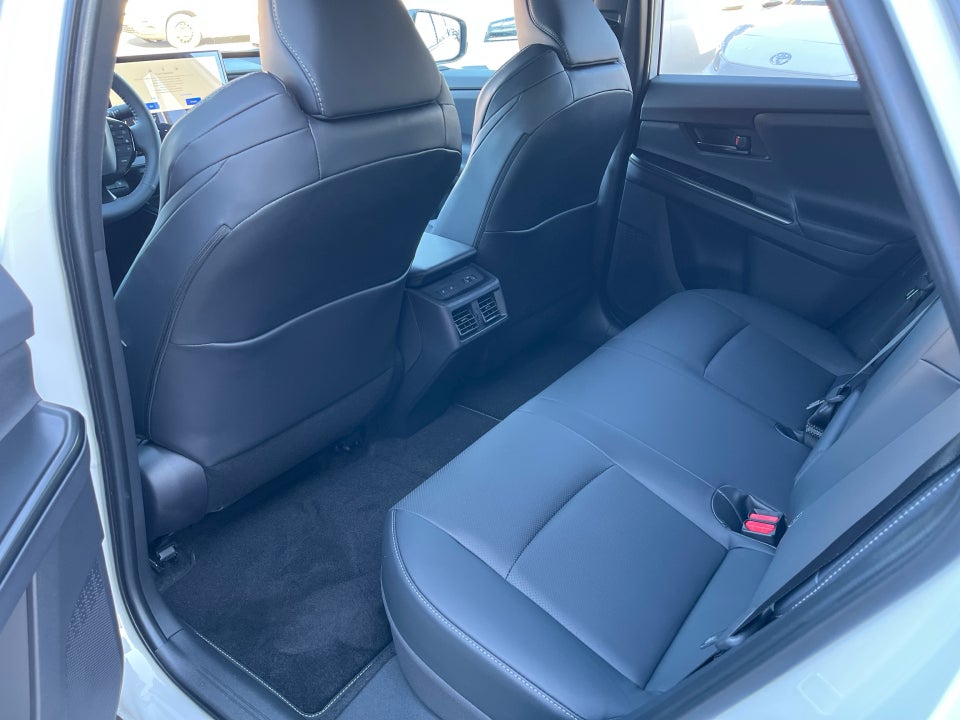 Toyota bZ4X 73 Executive 5d