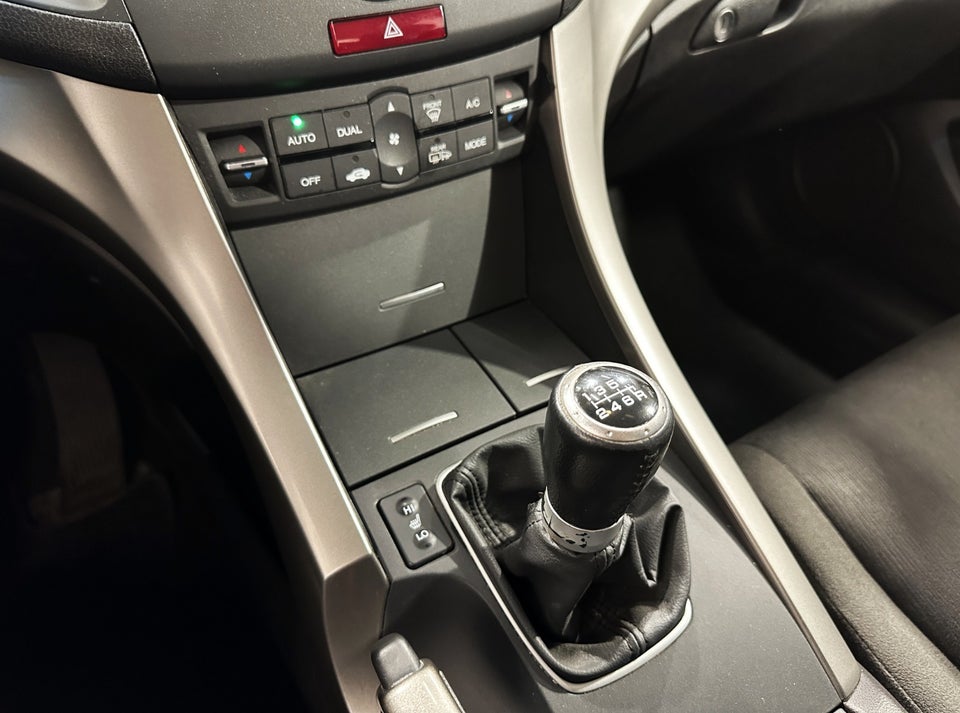 Honda Accord 2,2 i-DTEC Elegance 4d