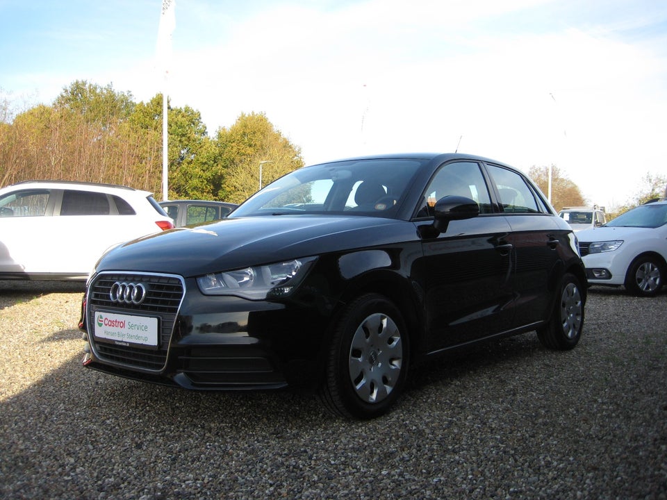 Audi A1 1,2 TFSi 86 Attraction Sportback 5d