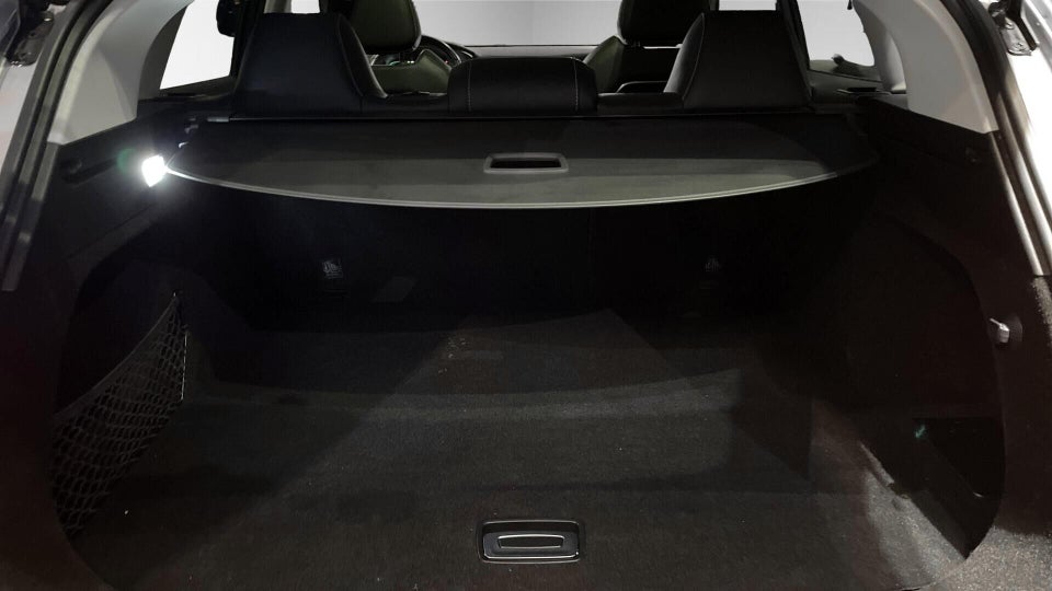 MG Marvel R Luxury 5d