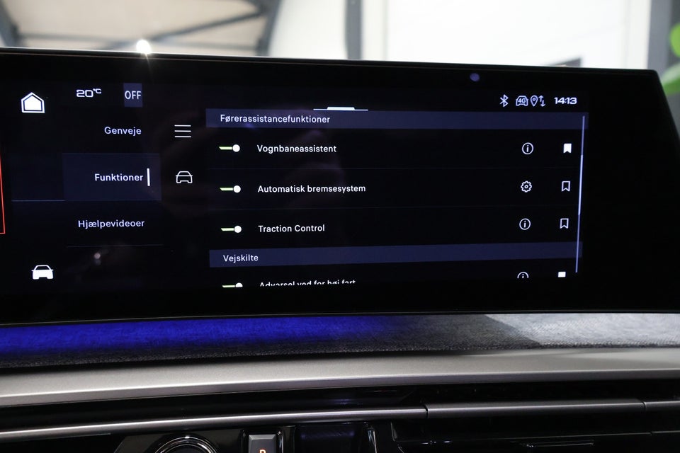 Peugeot e-5008 77 Allure Pack 7prs 5d