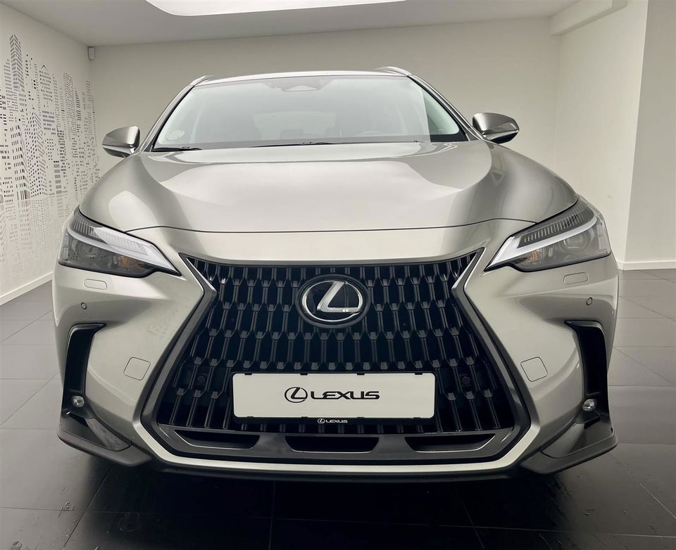 Lexus NX450h+ 2,5 Business+ aut. AWD 5d