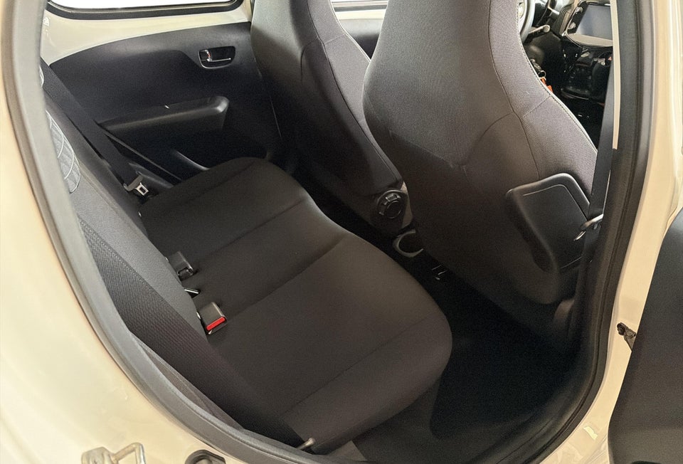 Peugeot 108 1,0 e-VTi 72 Allure+ 5d