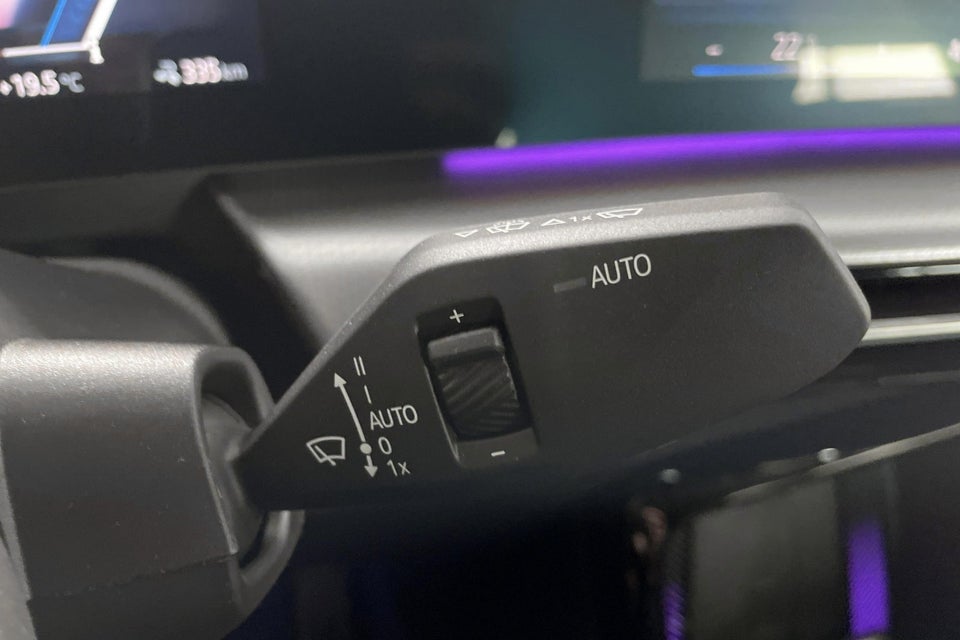 BMW iX2 eDrive20 M-Sport 5d