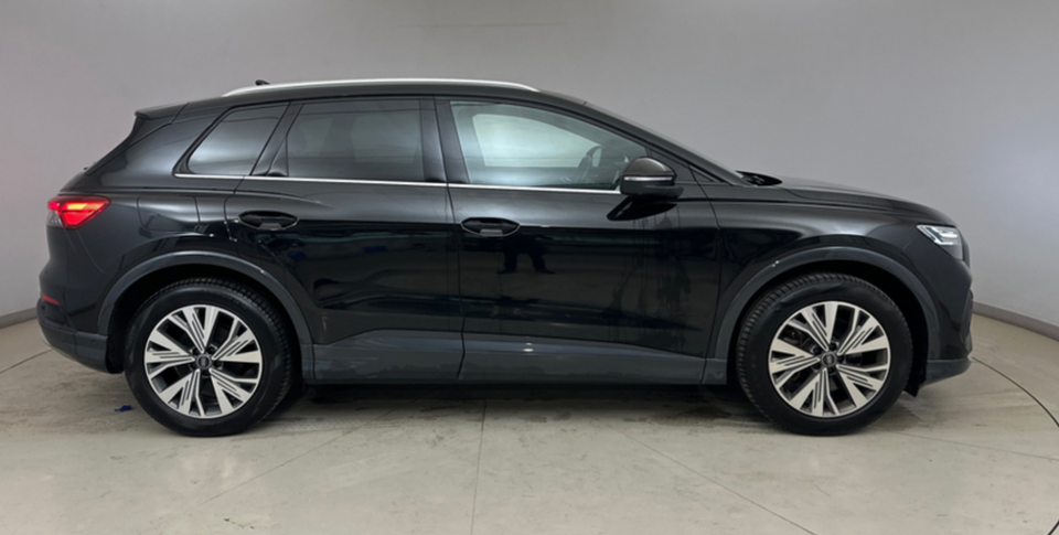 Audi Q4 e-tron 40 Advanced 5d