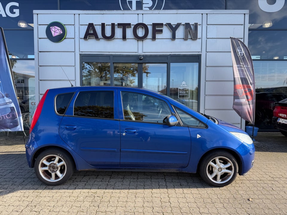 Mitsubishi Colt 1,5 Cash 5d