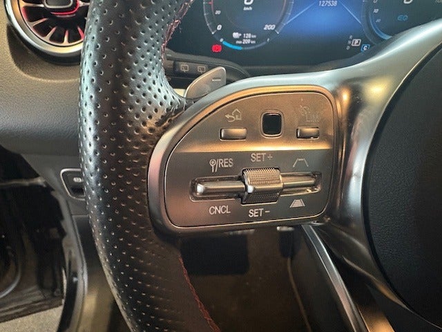 Mercedes EQB250+ AMG Edition 5d