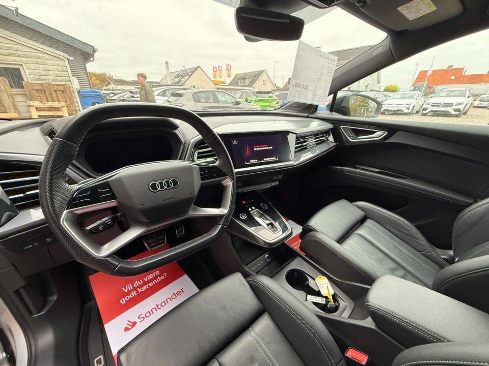 Audi Q4 e-tron 40 S-line 5d