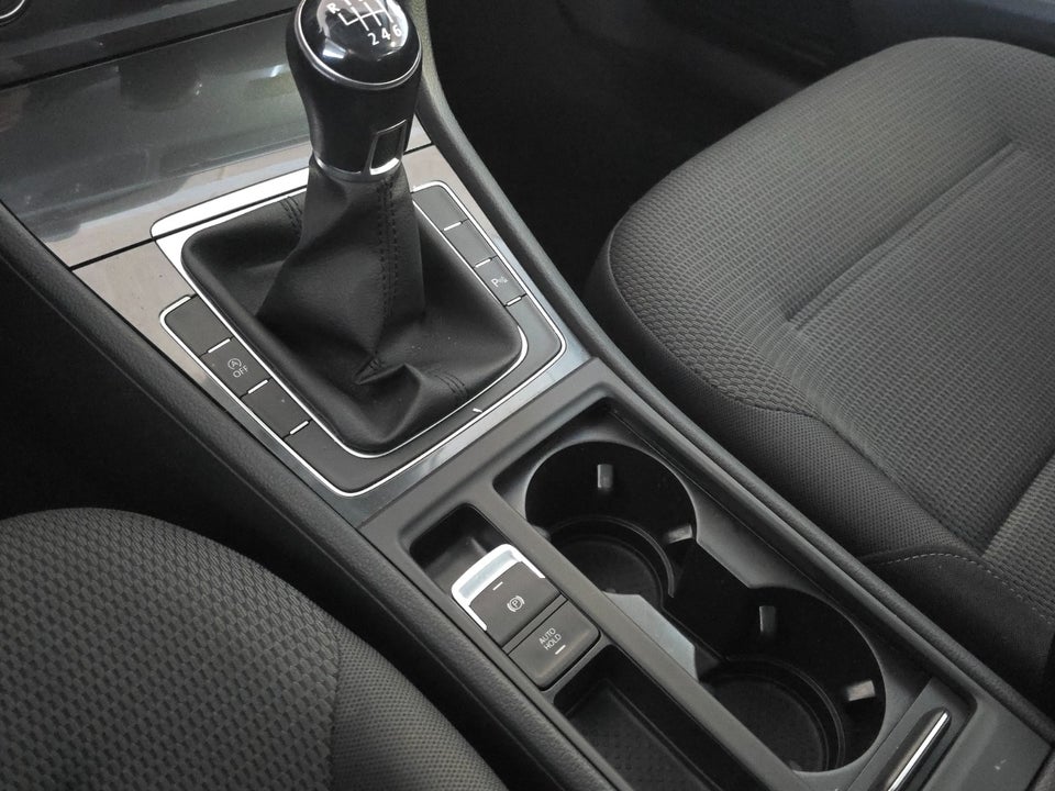 VW Golf VII 1,5 TSi 150 Comfortline Variant 5d