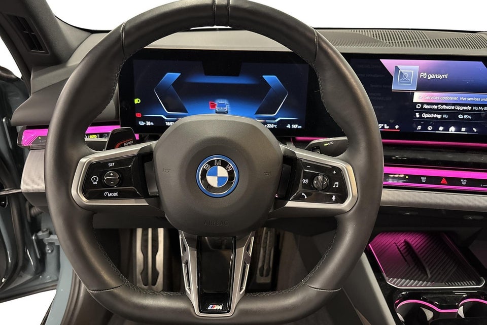 BMW i5 eDrive40 M-Sport 4d
