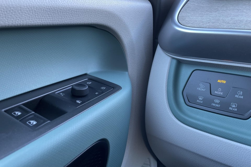 VW ID.Buzz 77 Style SWB 5d