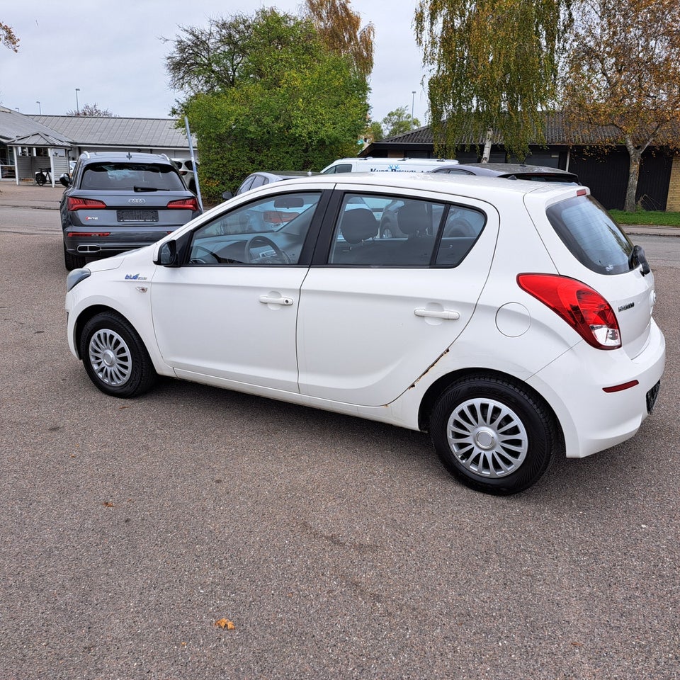 Hyundai i20 1,1 CRDi 75 Classic Eco 5d