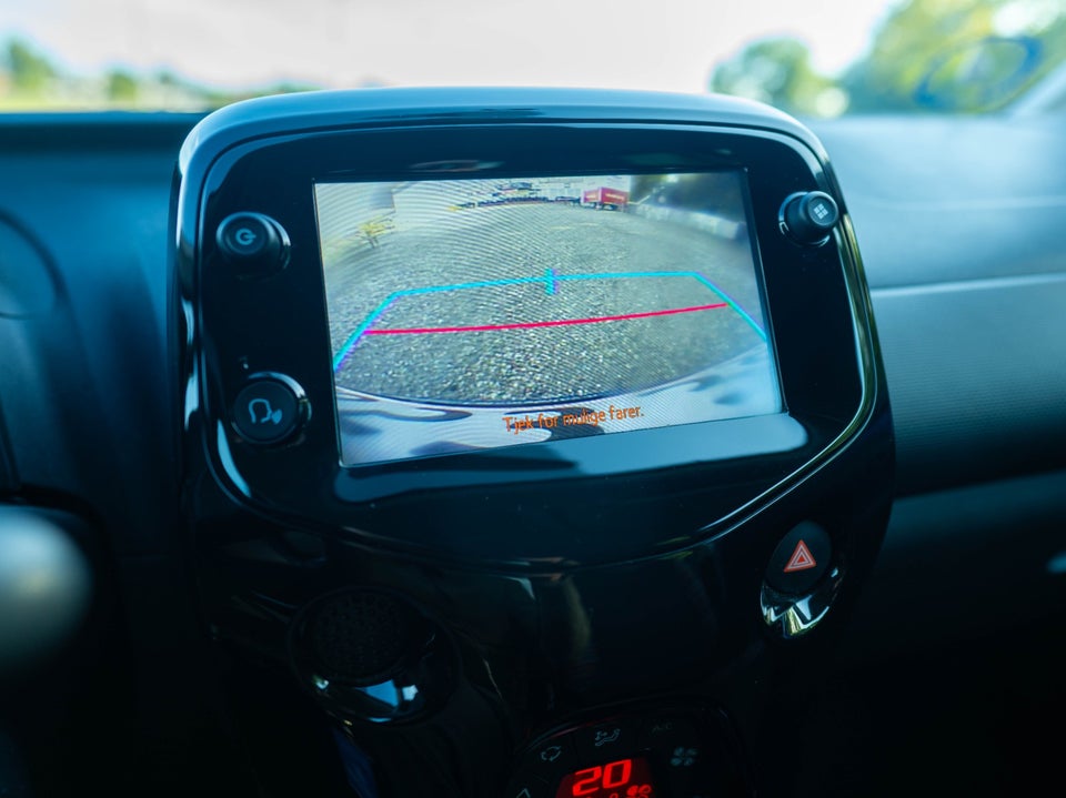 Citroën C1 1,0 VTi Shine Limited 5d
