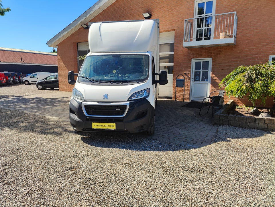 Peugeot Boxer 335 2,2 BlueHDi 165 L3 Alukasse m/lift 2d