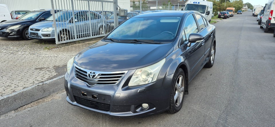 Toyota Avensis 2,0 D-4D T3 4d
