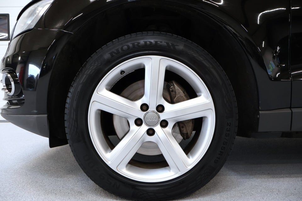 Audi Q5 3,0 TDi 245 S-line quattro S-tr. 5d
