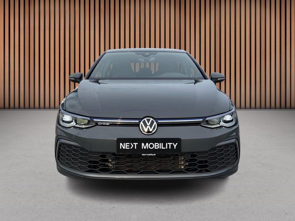 VW Golf VIII 1,4 GTE DSG 5d