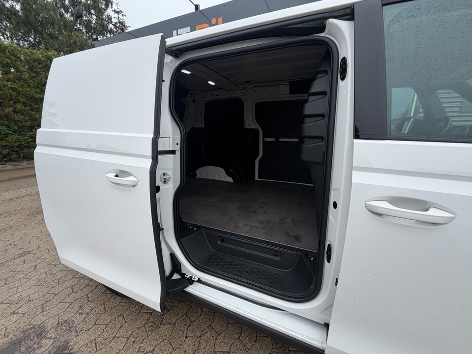 VW ID. Buzz 77 Cargo Comfort
