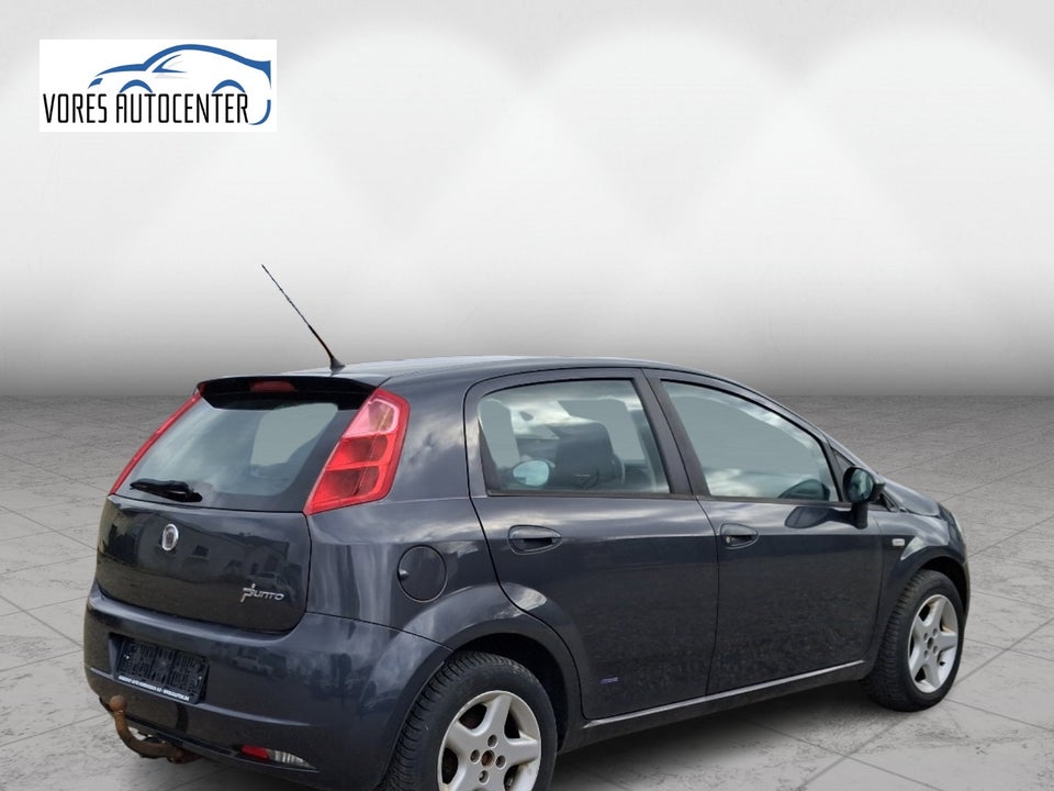 Fiat Grande Punto 1,4 Dynamic 5d