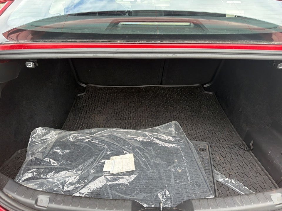 Mazda 3 2,0 SkyActiv-G 122 Cosmo aut. 4d