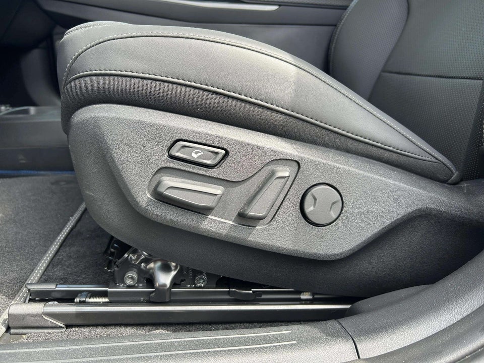 Kia EV6 77 Long Range Upgrade 5d