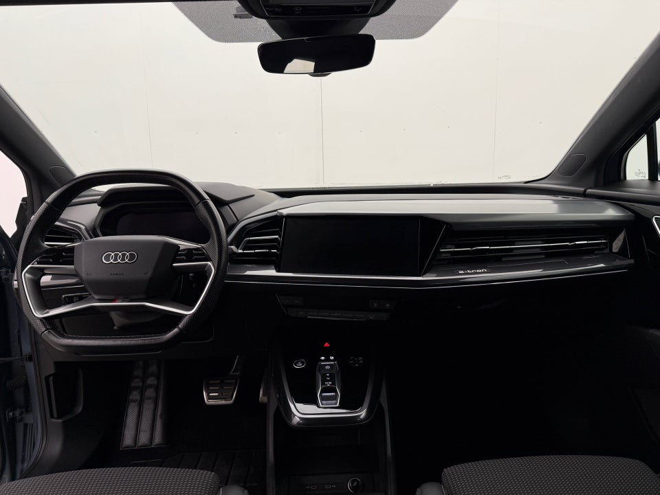 Audi Q4 e-tron 40 S-line 5d