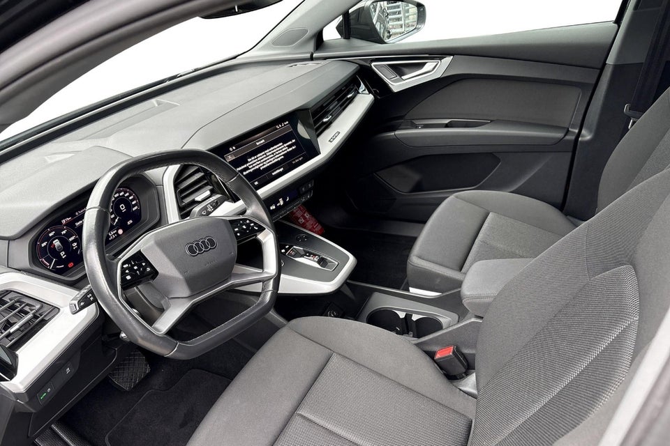 Audi Q4 e-tron 35  5d