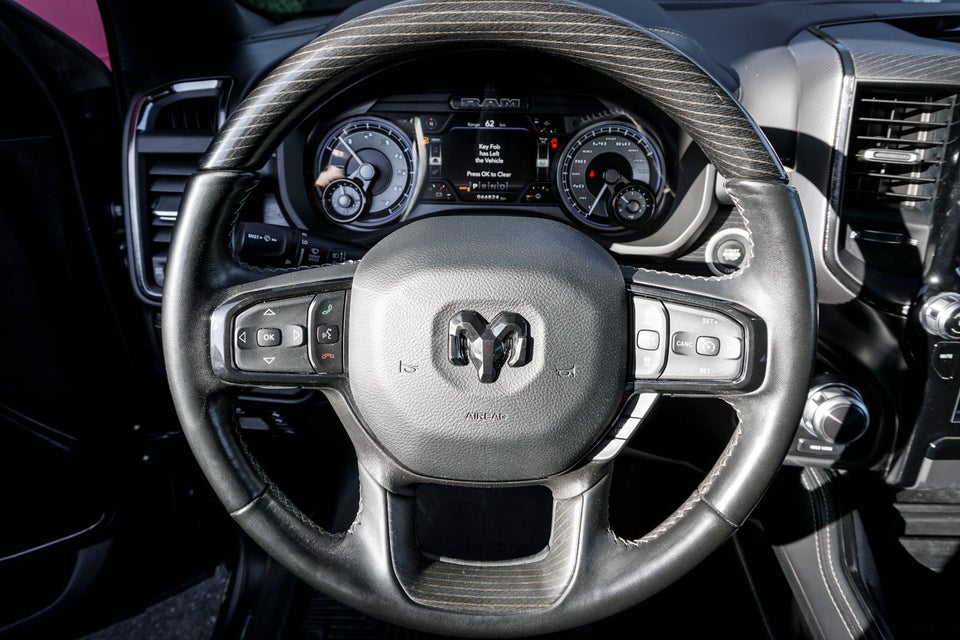 Dodge RAM 1500 5,7 V8 Hemi Limited Night aut. 4d