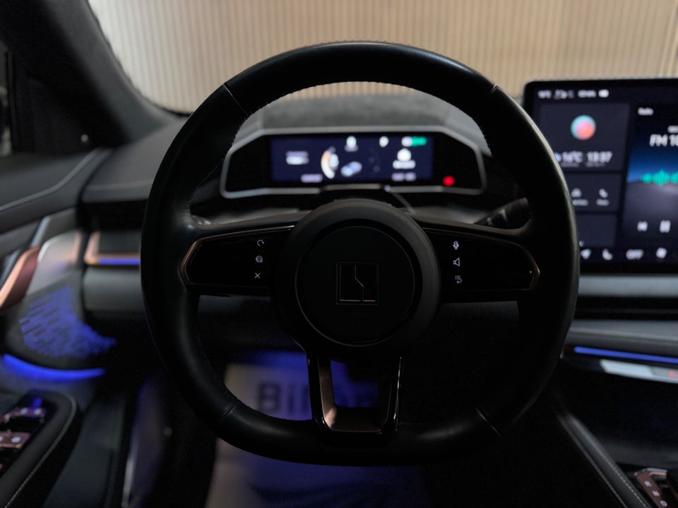Zeekr 001 Privilege AWD 5d