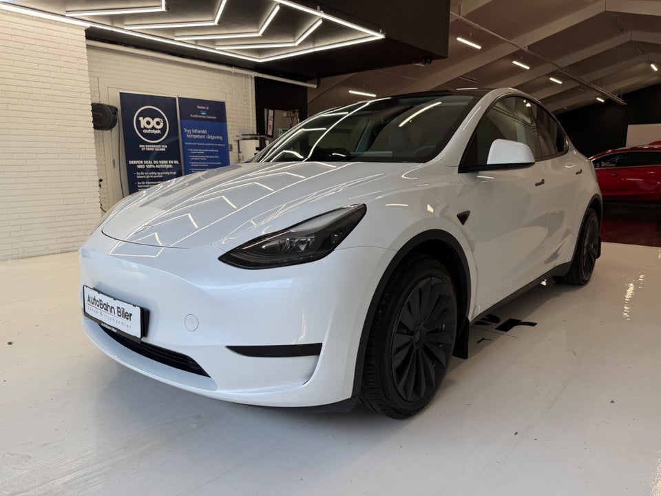 Tesla Model Y RWD 5d