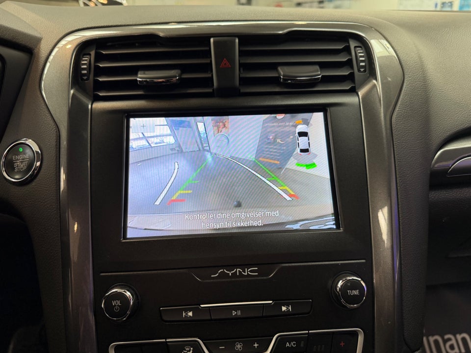 Ford Mondeo 2,0 HEV Titanium stc. CVT 5d