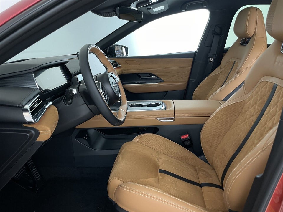 Mazda 6e Takumi+ Long Range 5d