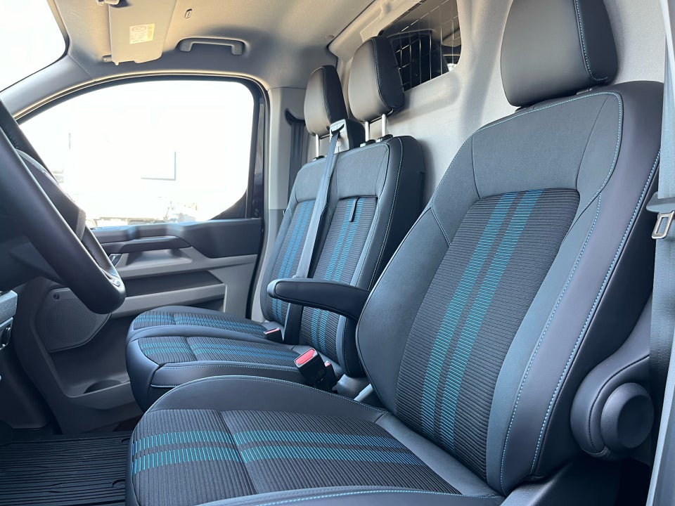 Ford Transit Custom 320L 64 Sport