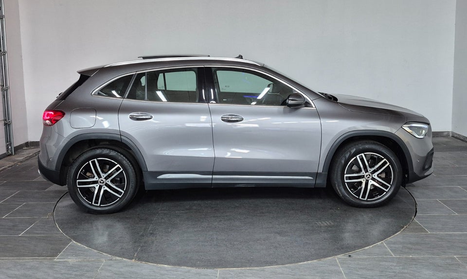 Mercedes GLA250 e 1,3 Progressive aut. 5d