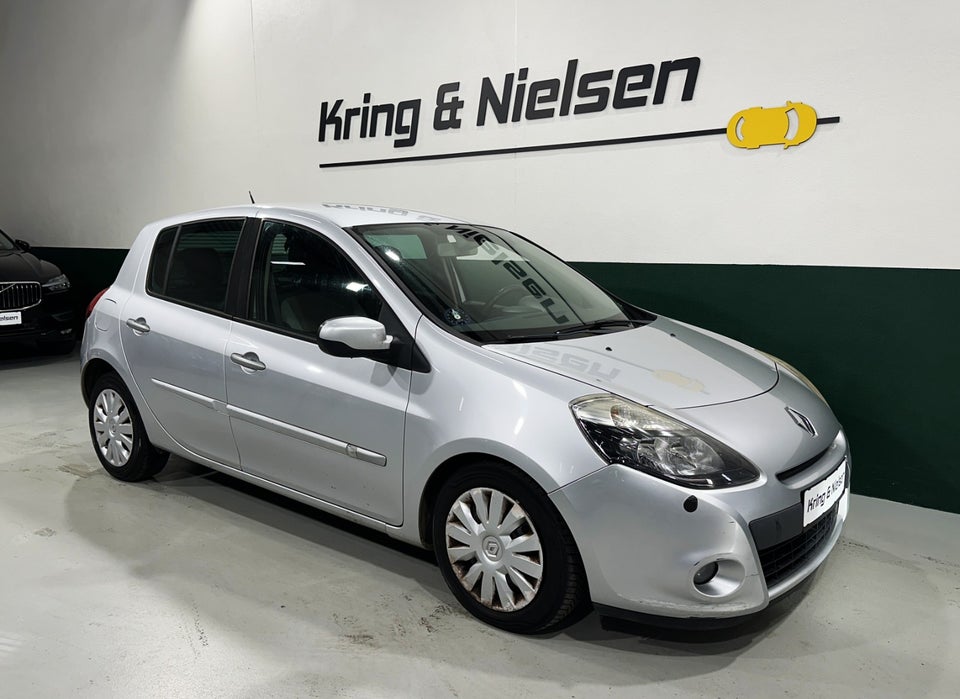 Renault Clio III 1,5 dCi 65 Expression 5d