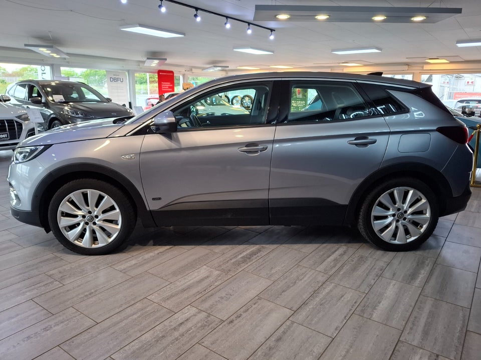 Opel Grandland X 1,6 Hybrid4 Ultimate aut. 5d
