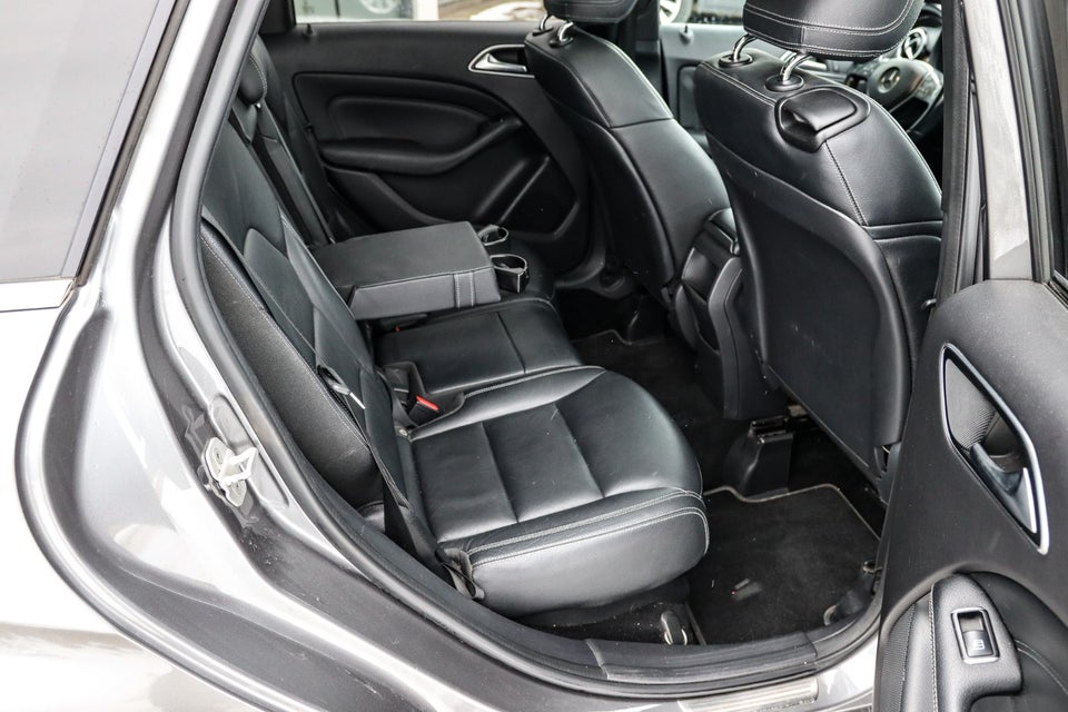 Mercedes B220 2,2 CDi aut. BE 5d