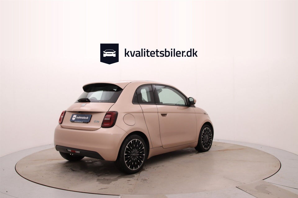 Fiat 500e 42 Icon 3+1 4d