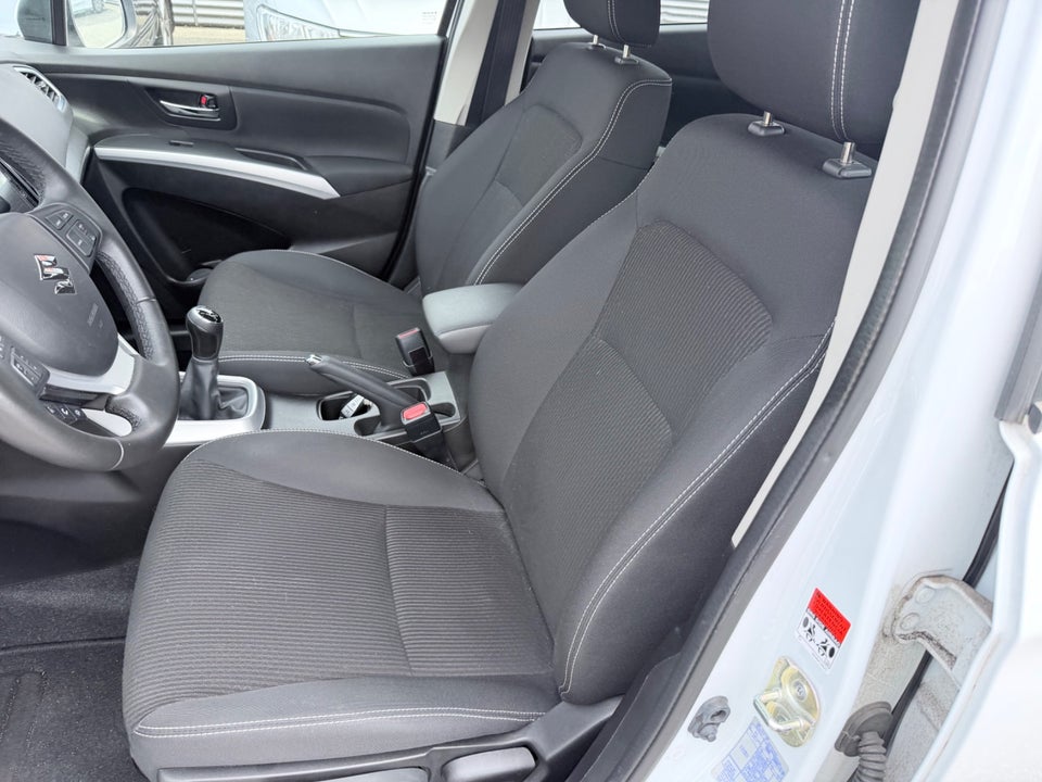 Suzuki S-Cross 1,0 Boosterjet Active 5d